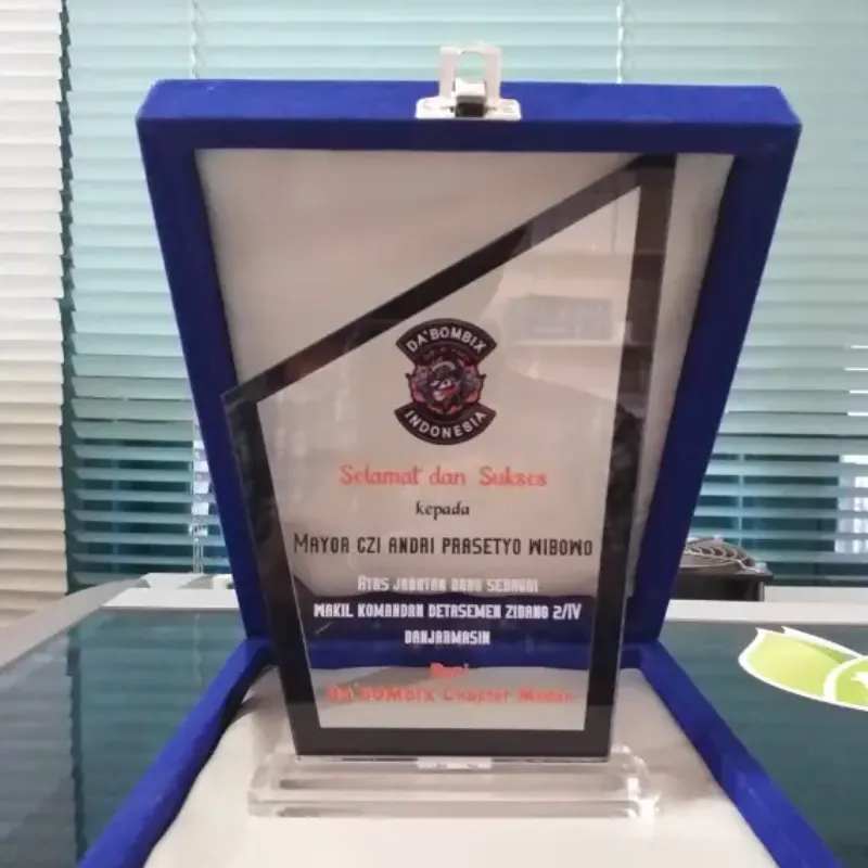 Plaque Da’Bombix Indonesia